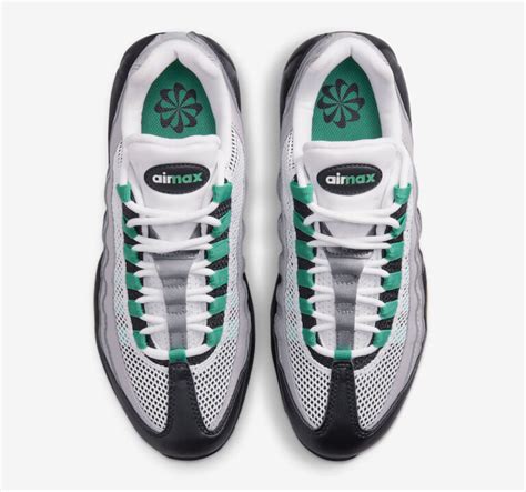 nike 95 dames groen|Green Air Max 95 Shoes (3) .